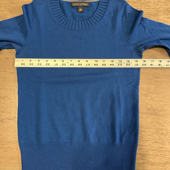 Women's blue Banana Republic merino sweater - Picture 2 of 9